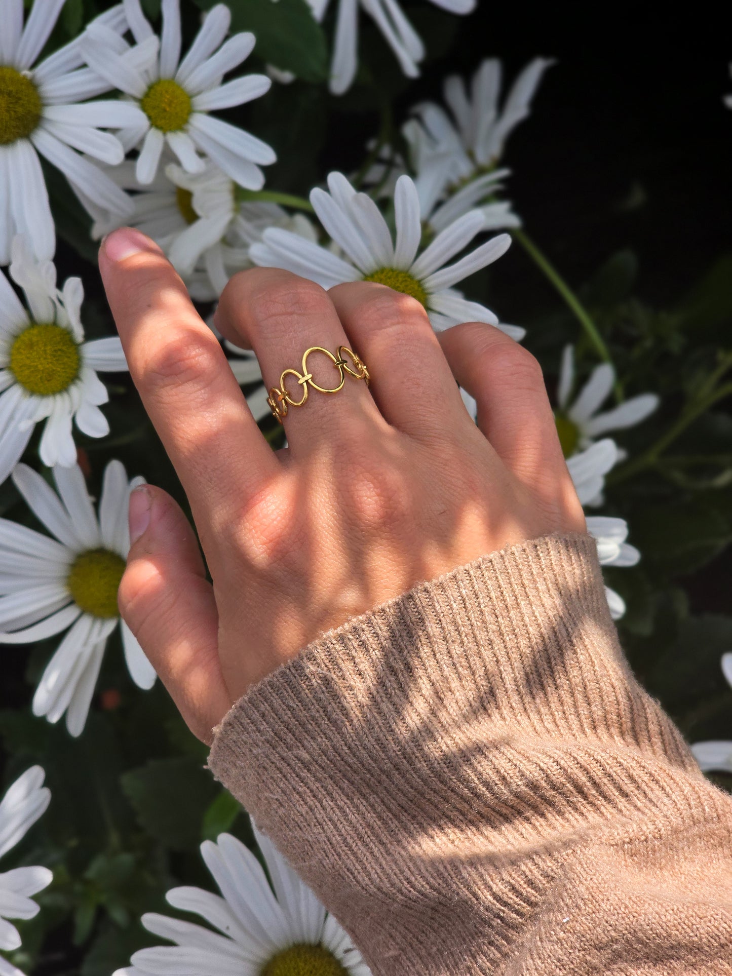 Oval Ring
