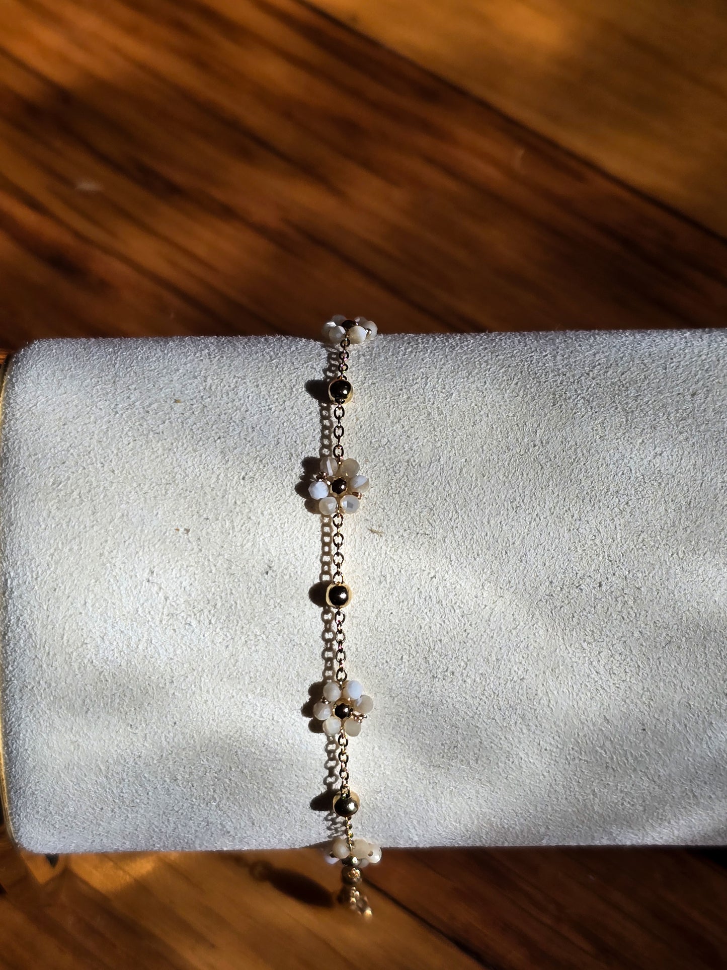 White Pearl Flower Bracelet