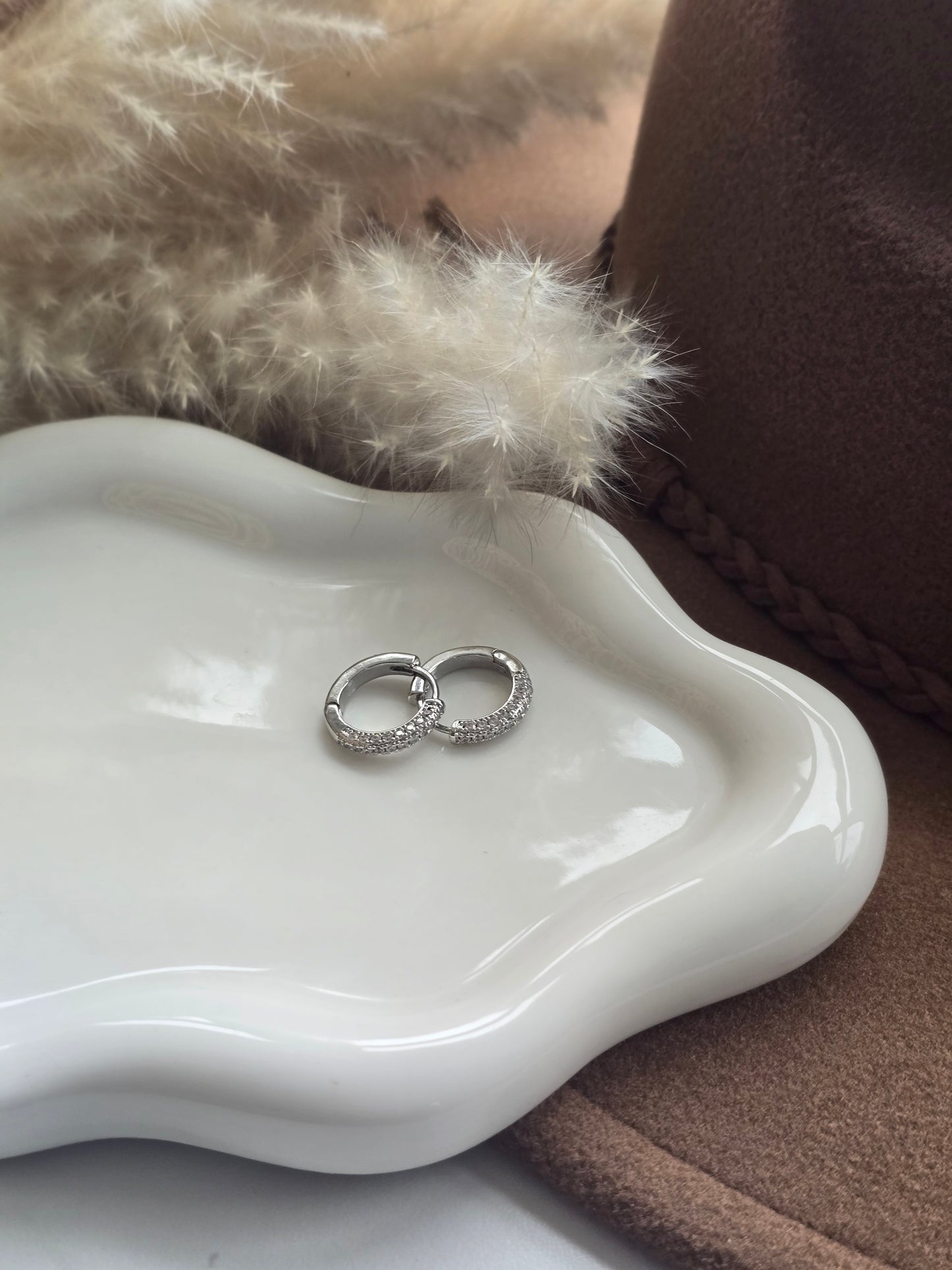 Glisten Dimond Hoops